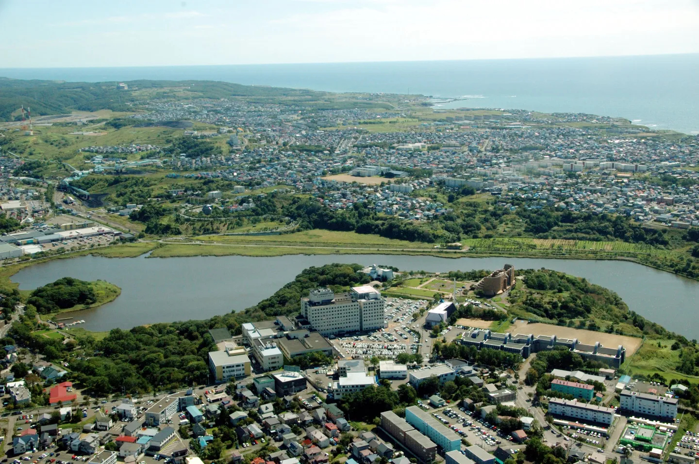 Nature surrounded by the city! Here is one of the best bird watching spots in East Hokkaido!